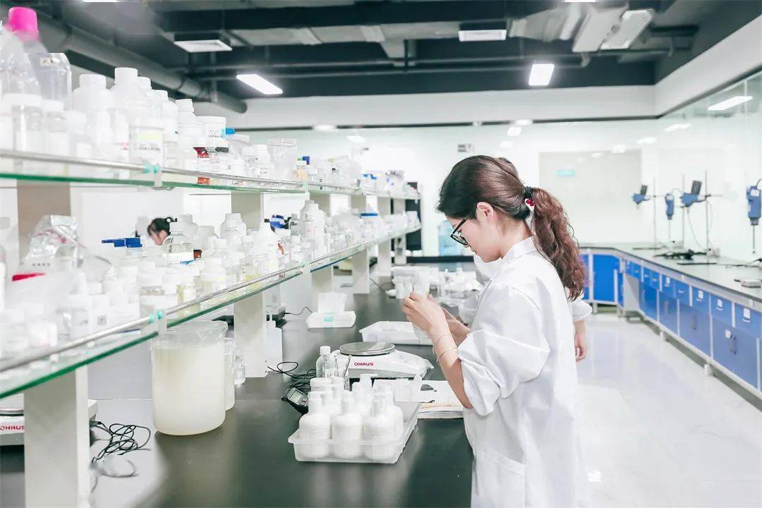 国货护肤品牌如何打造科学传播体系?绽妍给出答案